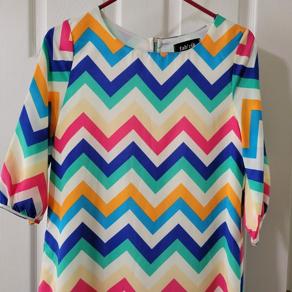 fab'rik | Chevron Multicolor Shift Dress - Picture 2 of 11